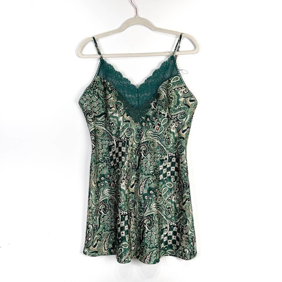 Vintage 90s Victorias Secret green paisley slip nightgown Size Large - Picture 1 of 9